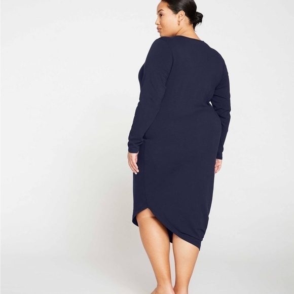 NWT Universal Standard Iconic Long Sleeve V Neck Geneva Dress Navy - Picture 1 of 11